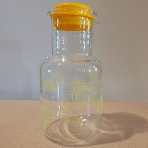 Vintage Pyrex 2 Qt Lemonade‎ Pitcher Lemon Slice USA #7520